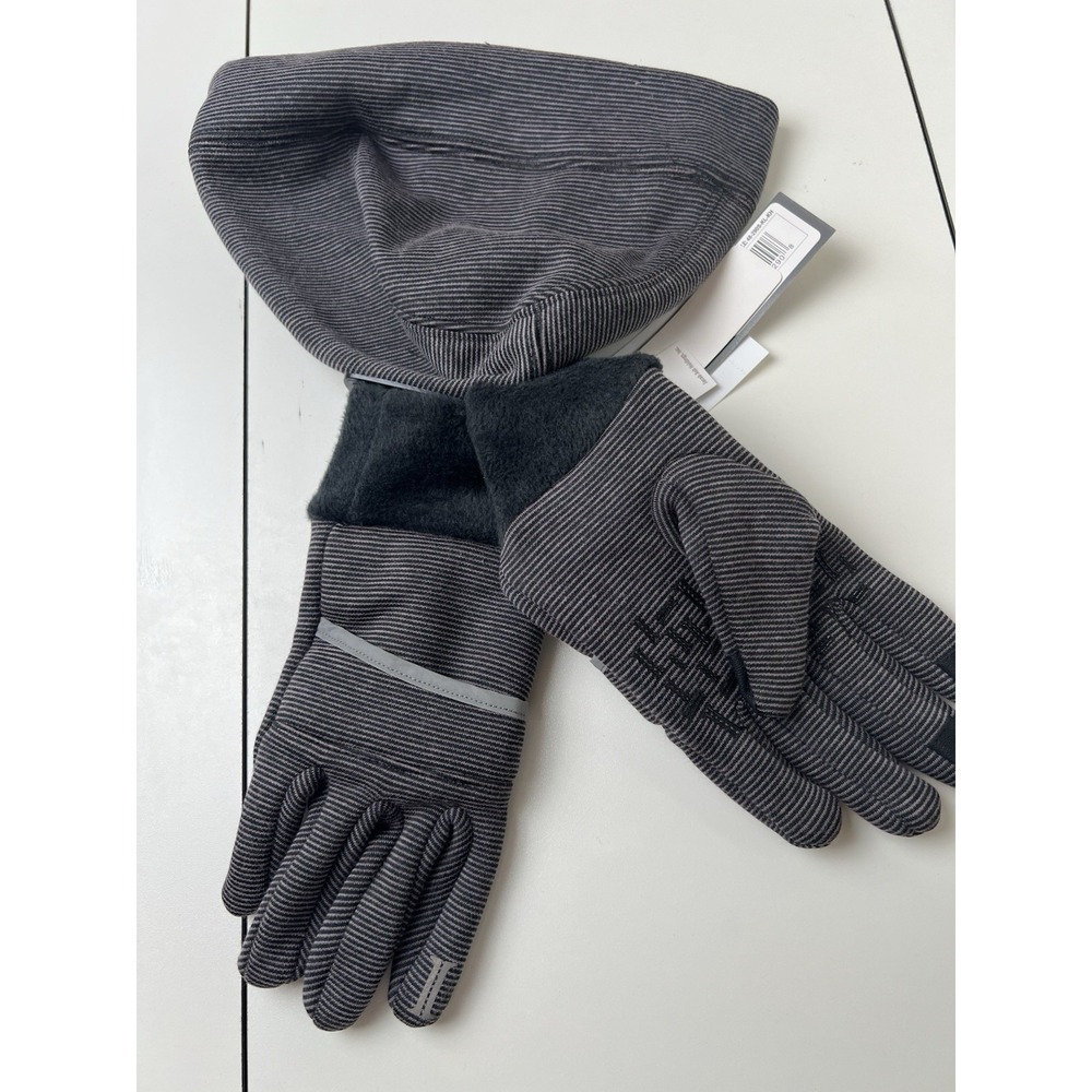 Igloos Outdoor Ladies Black Gray Touch Gloves  & Ponytail Hat Size M/L NWT